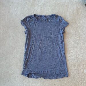 Lululemon workout short sleeve top size 6